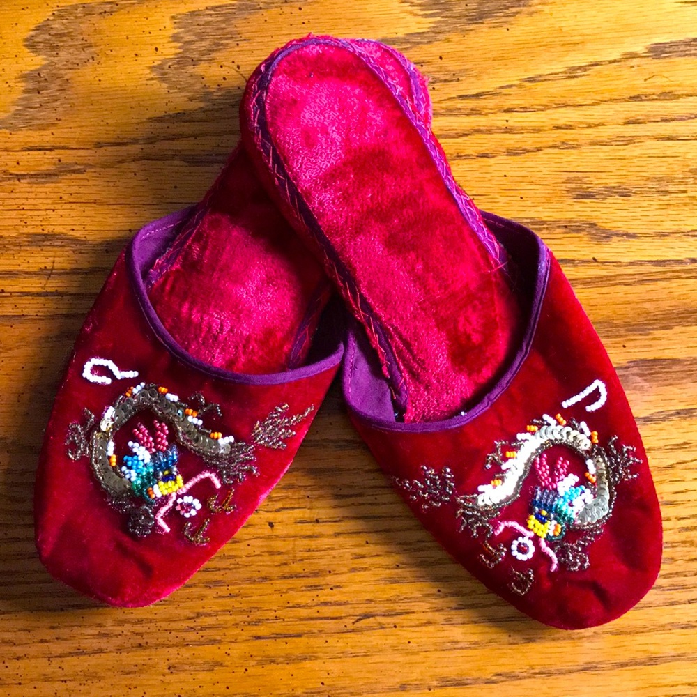 Velvet beaded slippers